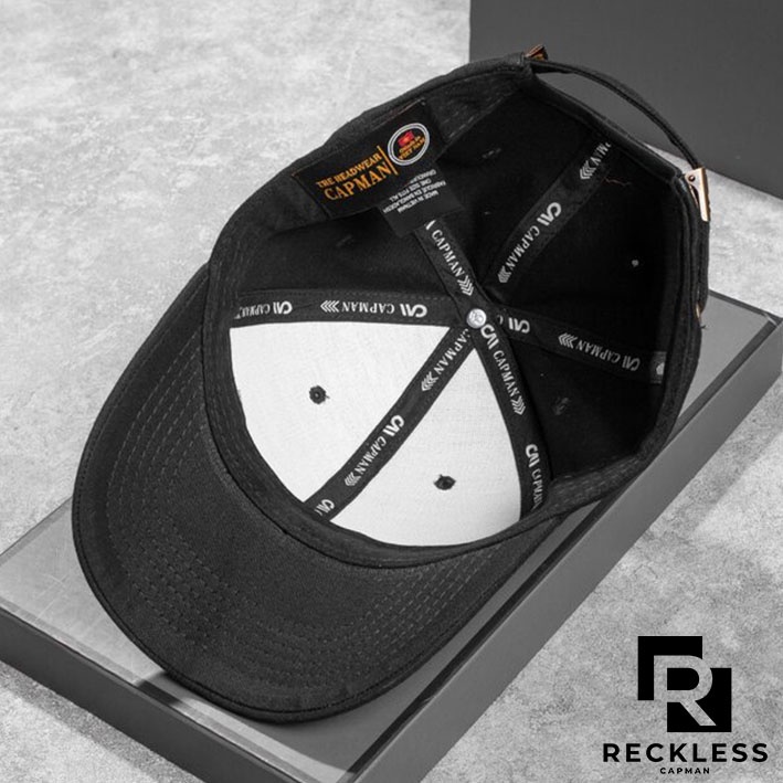 Mũ lưỡi trai chính hãng RECKLESS CAPMAN phom dáng thể thao ôm đầu màu Trắng Đen CM01 - CM02