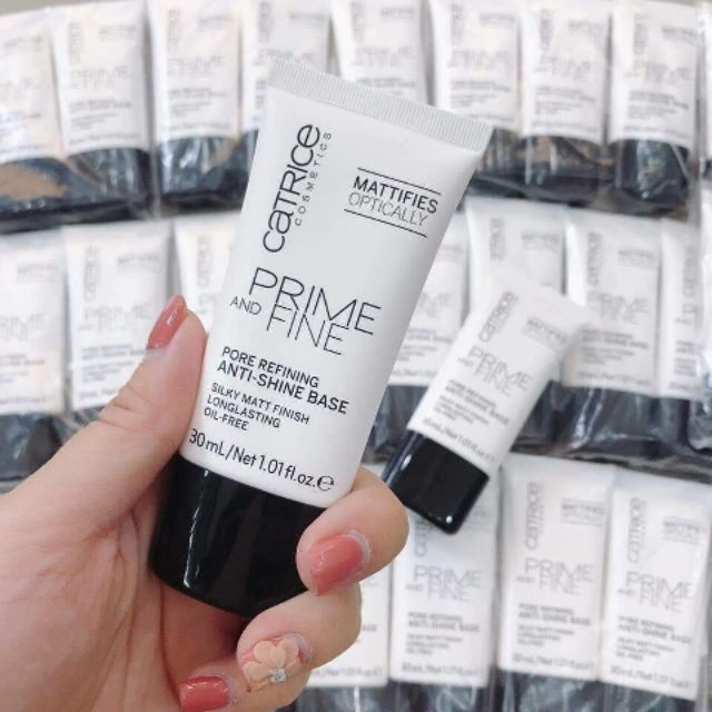 KEM LÓT CATRICE Prime And Fine Pore Refining And Anti Shine Base ( Màu trắng )