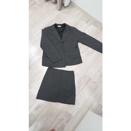 Thanh lý Set blazer + váy made in Korea Dejou, size M