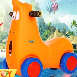 Xe chòi chân hình Larva
