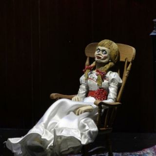 Mô hình NECA Annabelle