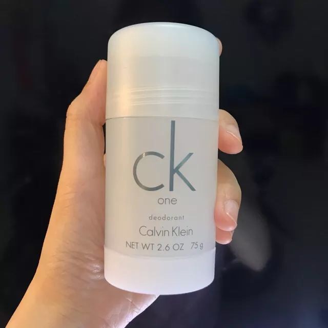 Lăn khử mùi nước hoa Calvin Klein CK One