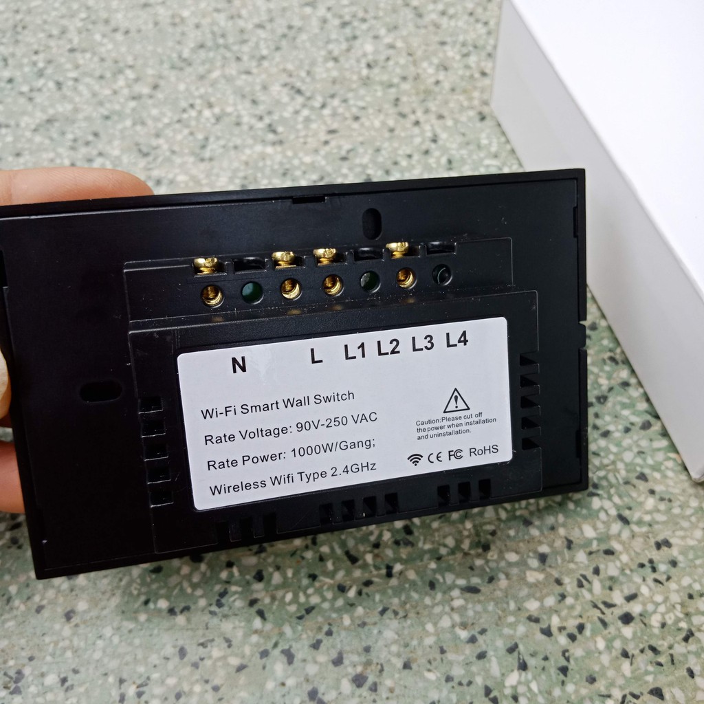 Công Tắc Cảm Ứng 3 Nút Cao Cấp điều khiển từ xa qua Wifi + RF 433Mhz dùng app Tuya