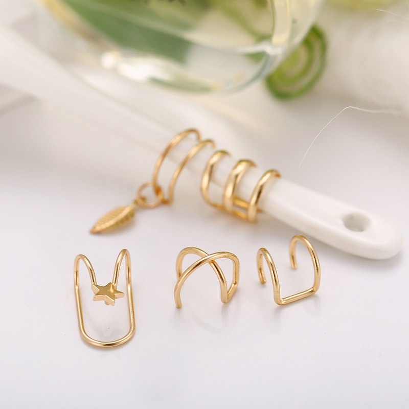 Set 5 Khuyên Kẹp Vành Tai Không Xỏ Lỗ Hình Lá Vàng Phong Cách Punk Rock