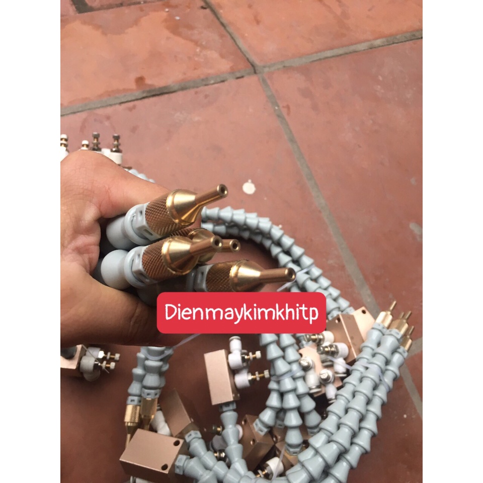 Vòi phun dầu làm mát máy CNC, vòi tưới nguội
