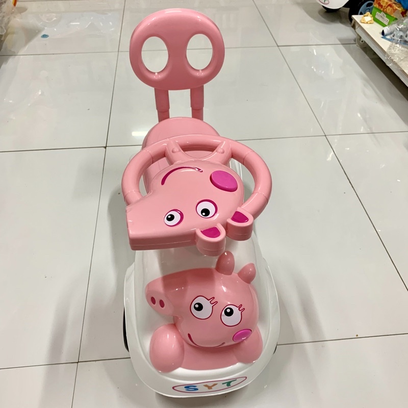 XE LẮC CHÒI CHÂN HEO CÓ NHẠC +CÒI CHO BÉ