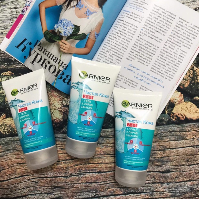 Sữa rửa mặt garnier