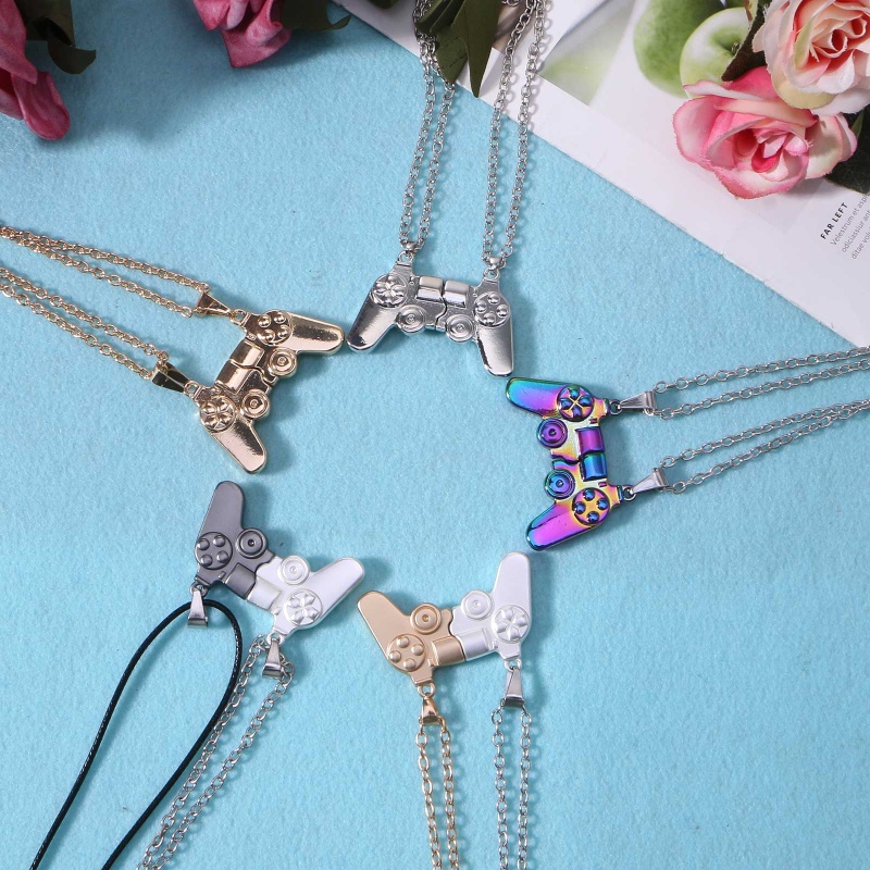 Set 2 Vòng cổ Tình Bạn Mặt Hình Tay Cầm Chơi Game Có Nam Châm Cho Cặp Đôi