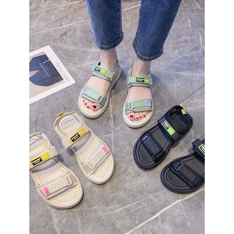 Giày sandal quay ngang đế bằng siêu êm chân