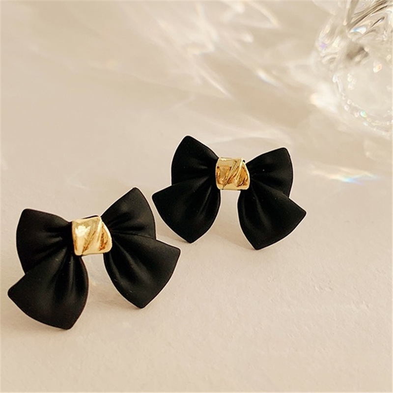 Đôi khuyên tai chốt bạc 925 họa tiết chiếc nơ xinh xắn cho nữ