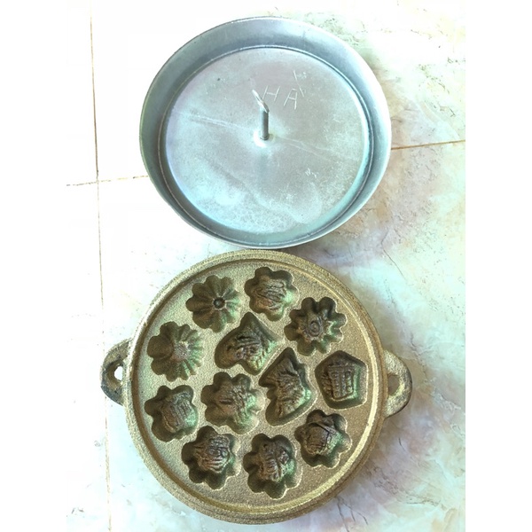 Khuôn bánh thuẫn 12 lổ 20cmx3cm gang vàng chống dính khuôn bánh bông lan