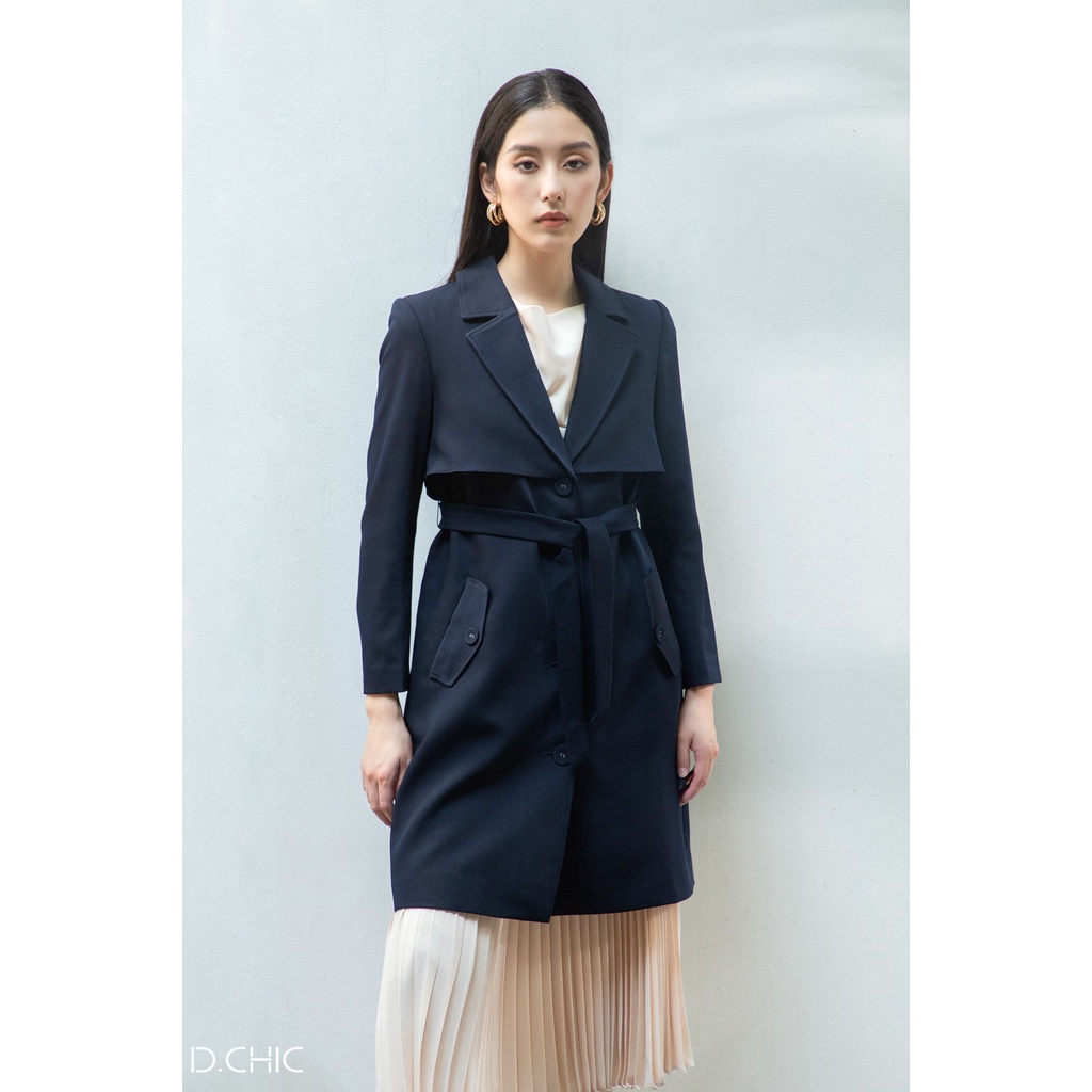 Măng tô cổ 2 ve 1 hàng cúc eo thắt đai D.CHIC MS: 970237