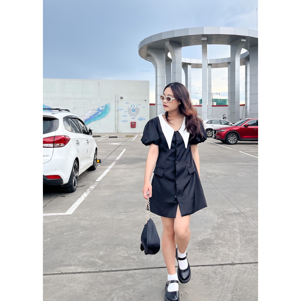 (HÀNG SẴN - ẢNH THẬT) Váy đen cổ gấm có 2 túi đắp, đầm form chữ A tay bồng trên gối trẻ trung, cá tính