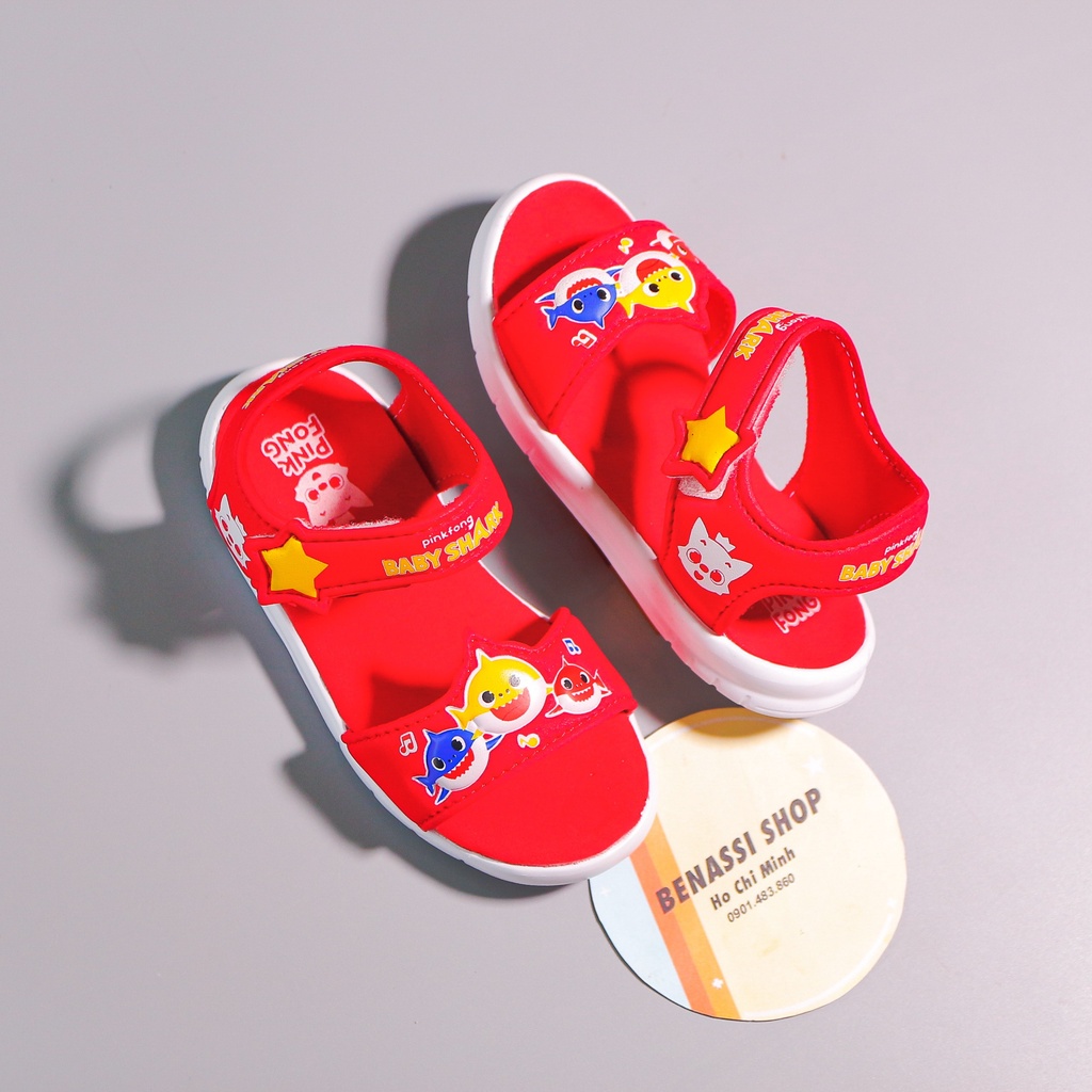 Sandal trẻ em baby shark mẫu mới chống trơn trượt