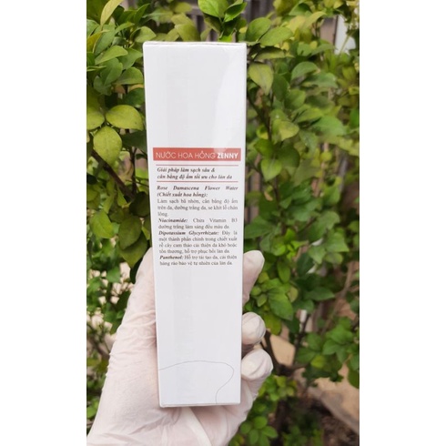 nước hoa hồng zenny cân bằng độ ẩm se khít lỗ chân lông