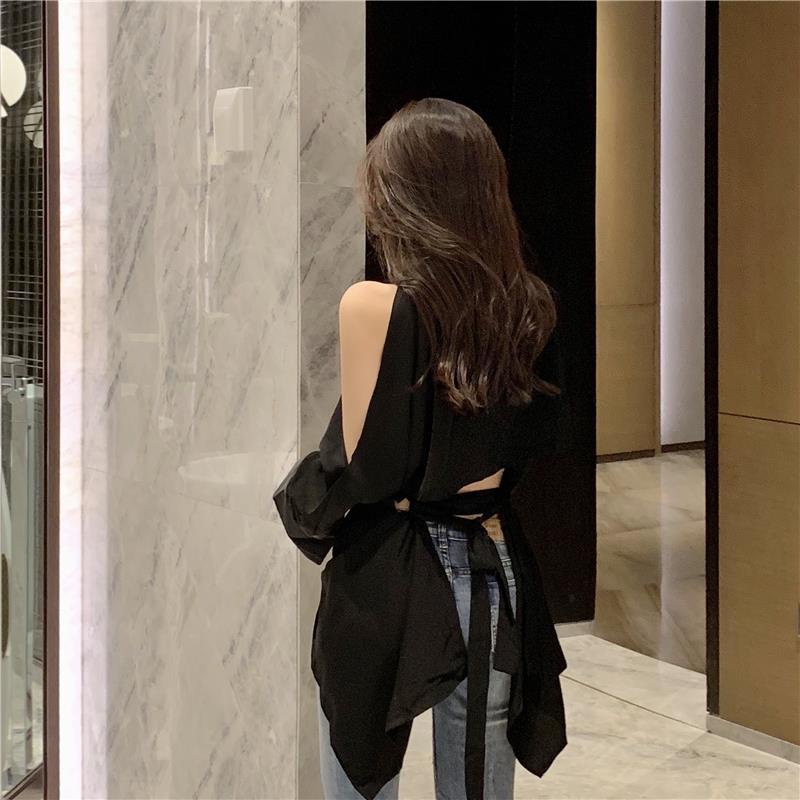 Áo trễ một bên vai phong cách Hàn Quốc thời trang cho nữ