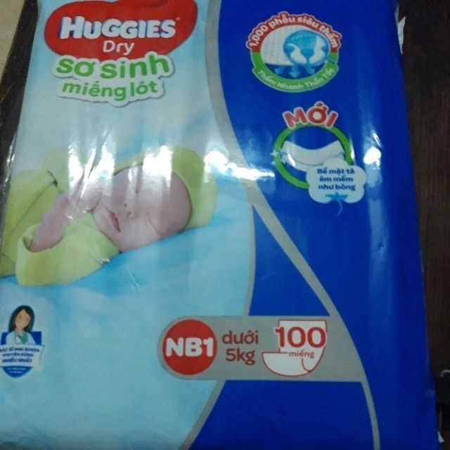 Miếng lót sơ sinh huggies nb1 -100 miếng *( date mới sx 2019)