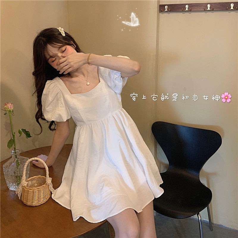 Đầm tay bồng cổ vuông chiết eo màu trắng thời trang trẻ trung xinh xắn | BigBuy360 - bigbuy360.vn