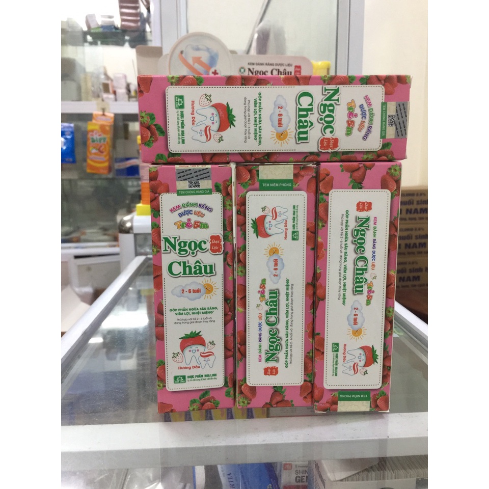 Kem đánh răng dược liệu trẻ em Ngoc châu tub 50g dùng cho trẻ từ 2 đến 6 tuổi