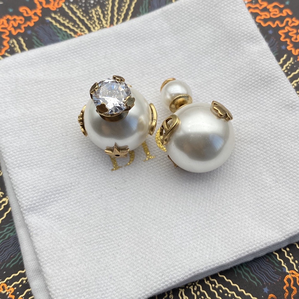 Khuyên Tai Dior Đính Ngọc Trai Giả Thời Trang Thanh Lịch Dành Cho Nữ