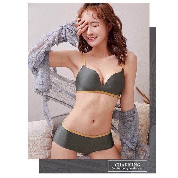 Bộ Đồ Lót Đúc Su Đệm Dày Không Gọng Nâng Ngực 377