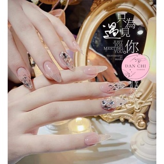 NailBox móng úp thiết kế sẵn Mẫu Thạch Đính Đá Sang Chảnh