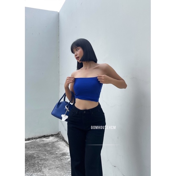 Quần ống đứng đen (ảnh shop chụp)