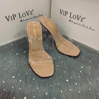 Sandal quai trong