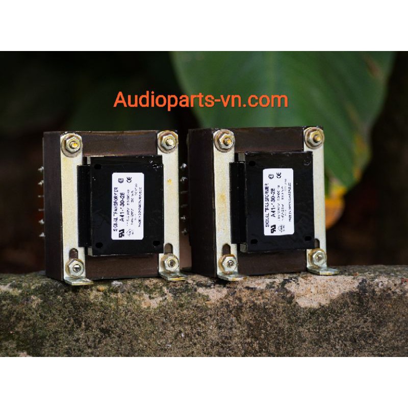 1 x biến áp Signal 130vA ( 2 x 14V - 9.2A )