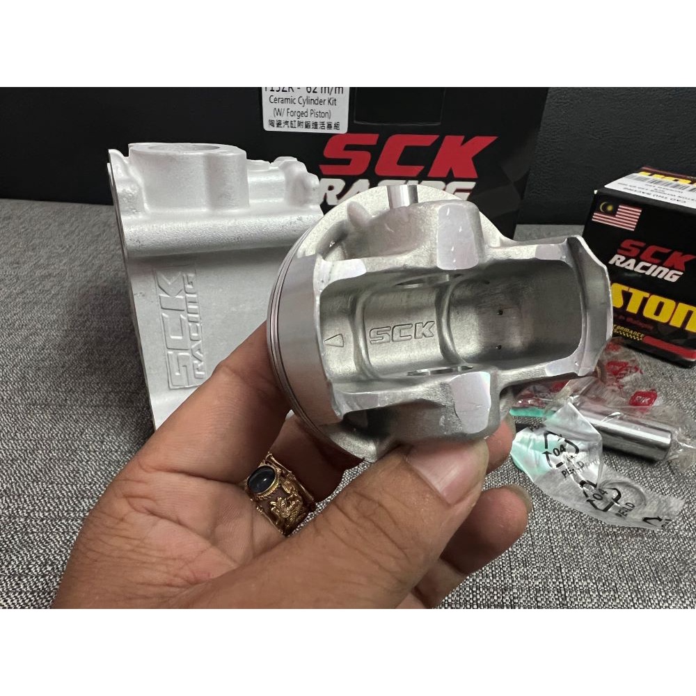 Nòng SCK RACING gắn xe Exciter 135 150 62mm (nòng kiếng) kèm Piston bạc và ắc