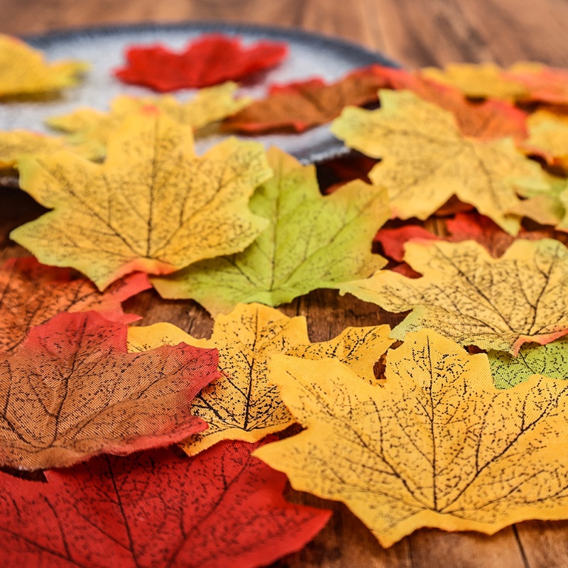 Set 50 Lá Phong Giả Treo Tường Trang Trí