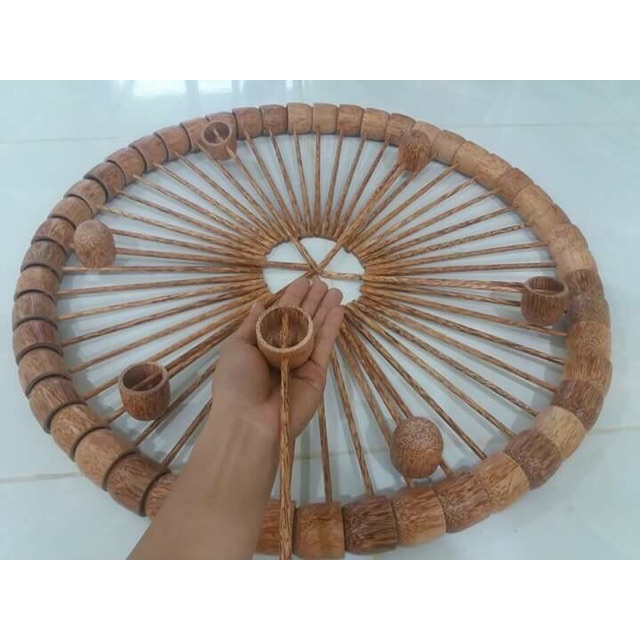 Gáo dừa múc rượu