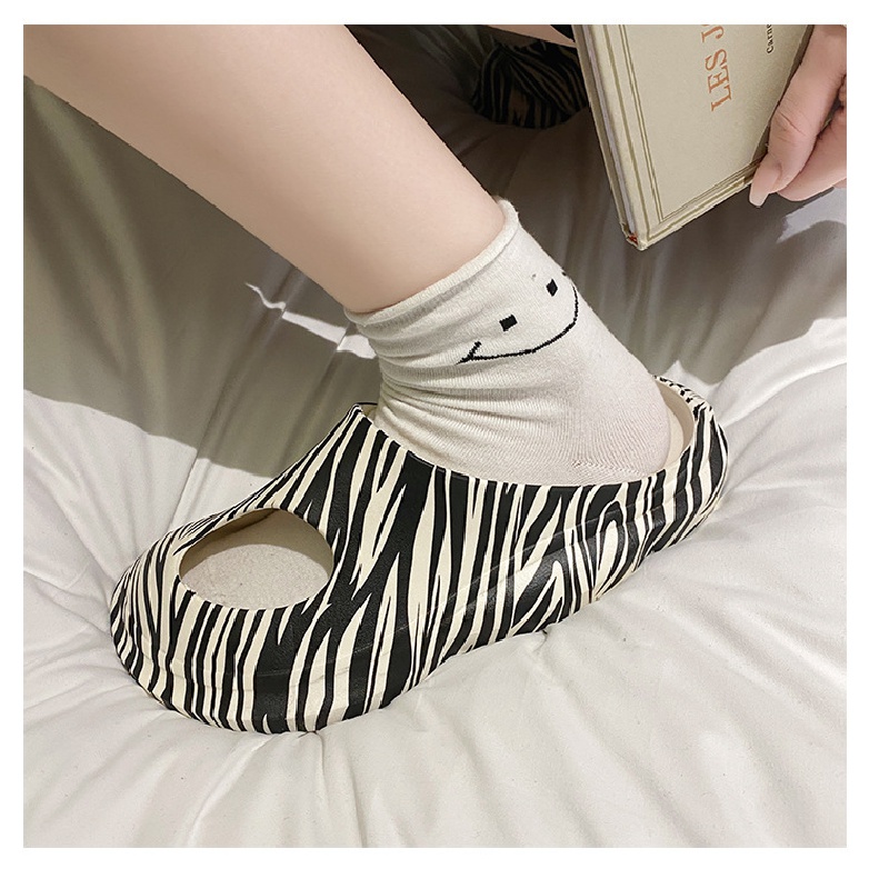 Stepping on Shit ins Siêu Hot Dép Sandal Đục Lỗ Ngoài Trời Mùa Hè Cho Cặp Đôi