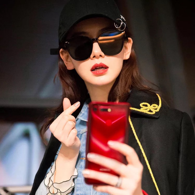 Kính mát mắt mèo cho nữ phong cách thời trang