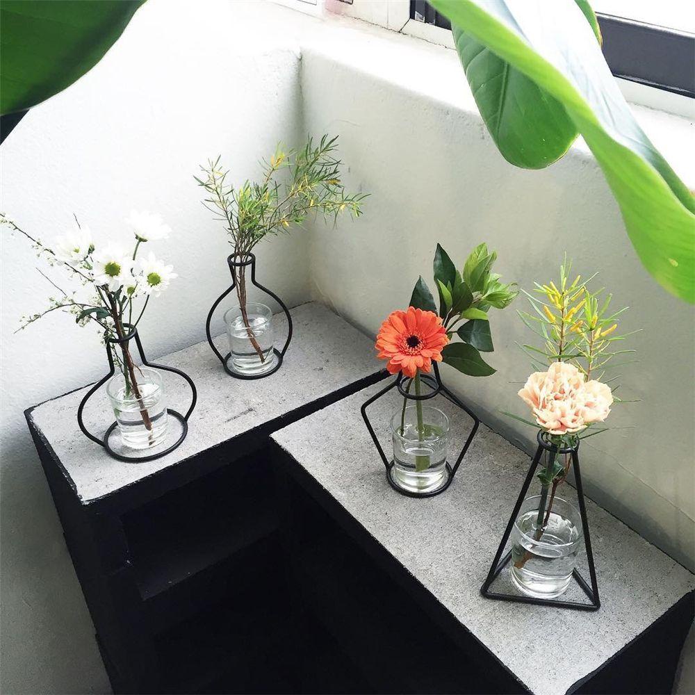 Kệ Sắt Để Chậu Hoa Màu Đen Thiết Kế Sáng Tạo