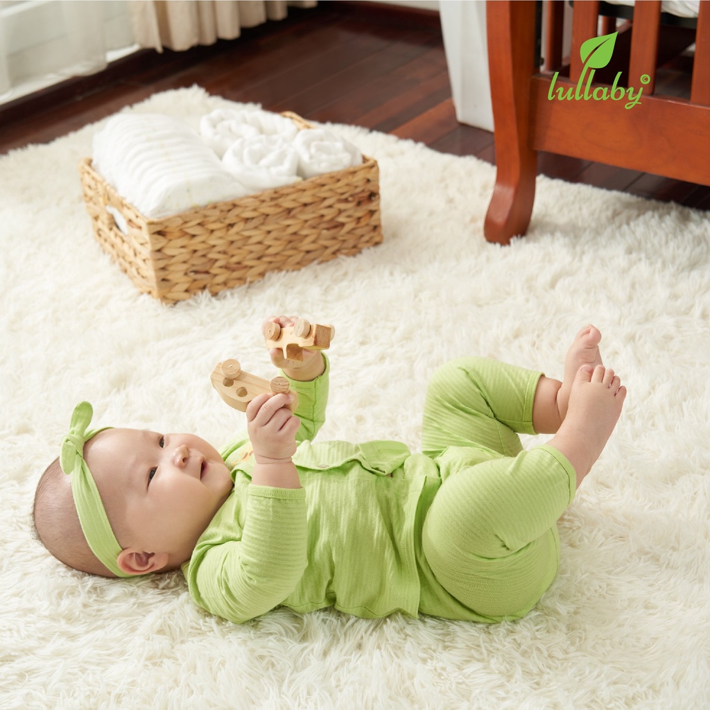 LULLABY Bộ quần áo sơ sinh cài giữa bé trai/bé gái NH68B