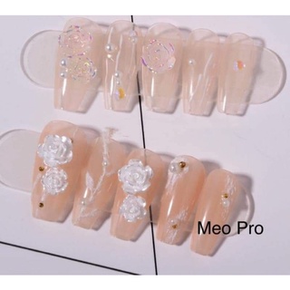 charm hoa hồng đen, trắng trang trí móng