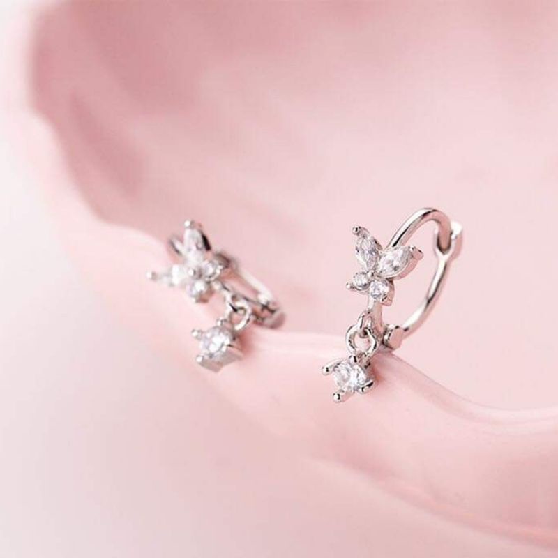 Bông tai bạc Bông tròn sát tai mặt hồ điệp nạm đá thả đá xinh