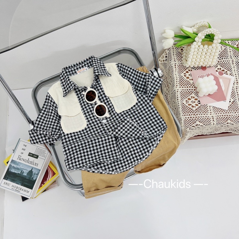 Bộ sơ mi kẻ dài tay túi 2 bên bé trai