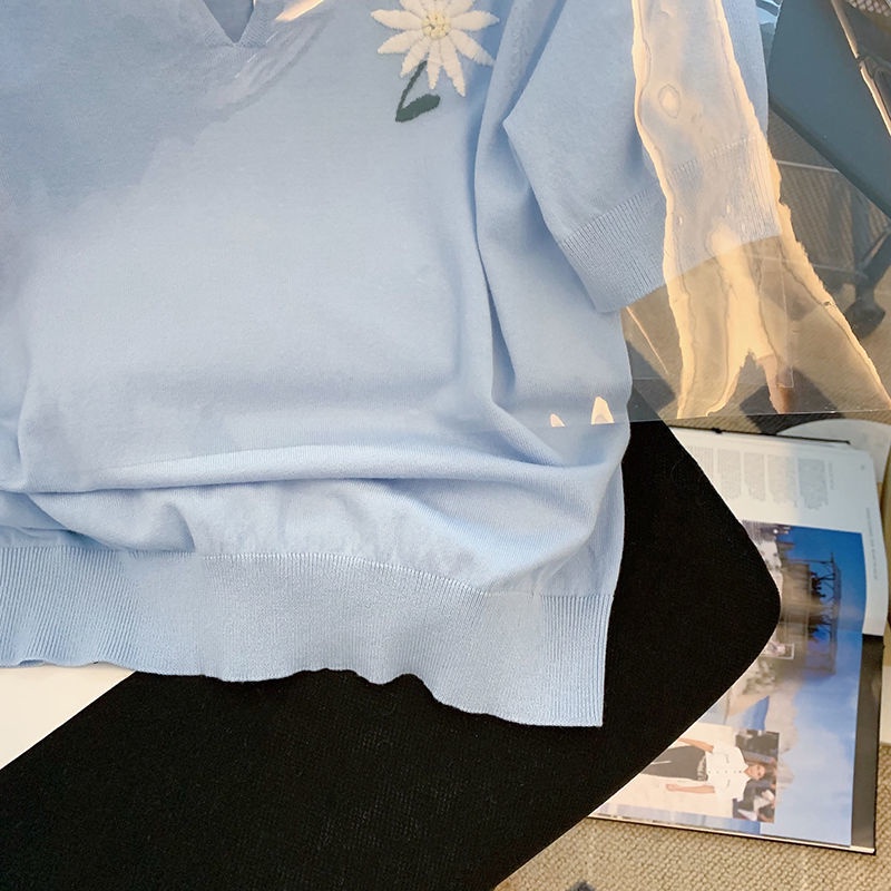 Áo Sweater Dệt Kim Tay Ngắn Cổ Búp Bê Thêu Hình Hoa Cúc Màu Xanh Dương Thời Trang Mùa Xuân Hàng Mới Dành Cho Bạn Nữ