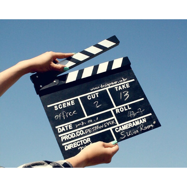 Bảng đạo diễn (Clapper Board) trang trí phong cách retro