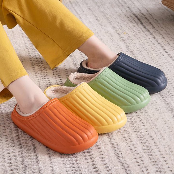 Dép Đi Trong Nhà Lót Lông Bọc Nhựa Chống Thấm Nước