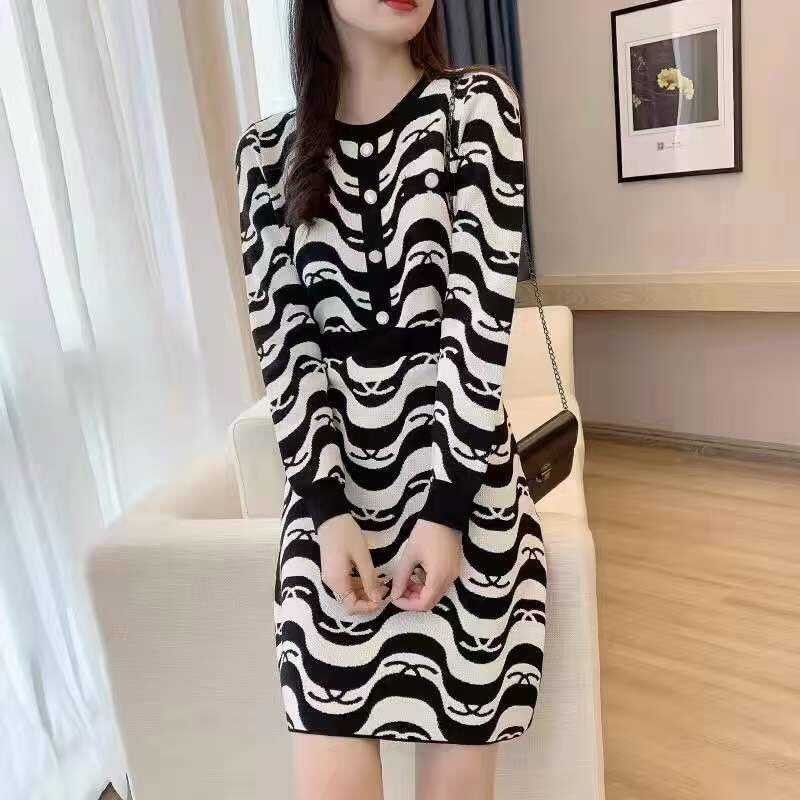 Hàng QC - Đầm xòe len họa tiết gợn sóng cao cấp - LCT27