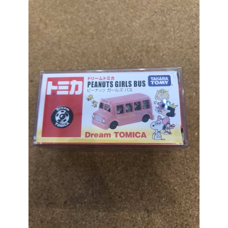 Xe Mô Hình Tomica Snoopy Hồng