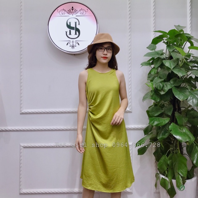 Váy lụa xuông