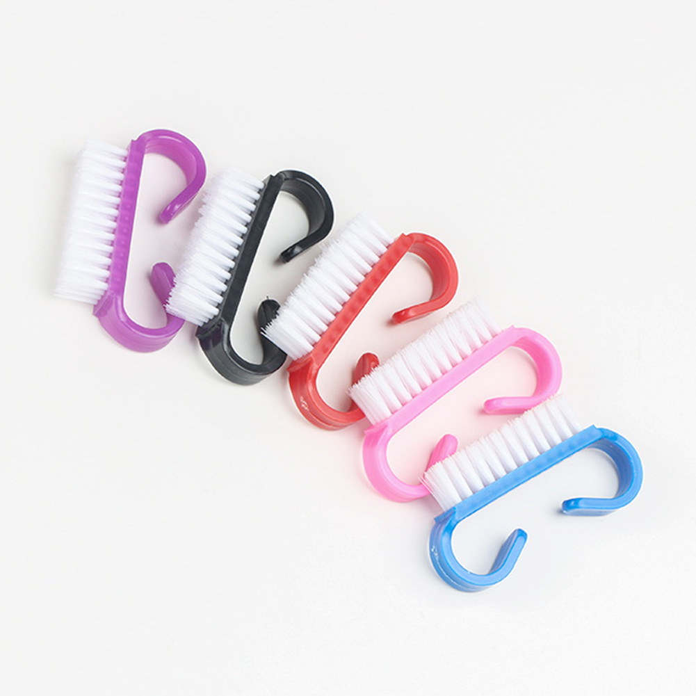 [Hàng mới về] Bàn Chải Làm Sạch Móng Tay Hình Chiếc Sừng Bằng Nhựa Tiện Dụng