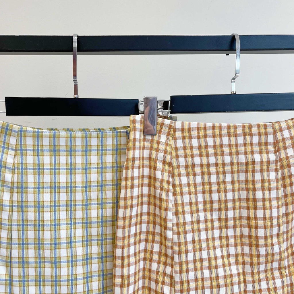 Chân váy dài caro dáng đuôi cá xoè chất kate mềm mịn | Nubi Skirt | Secodee
