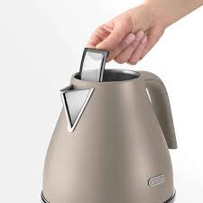 Ấm siêu tốc DELONGHI KBOV 2001.BG màu be, 1,7l, công suất 2000W