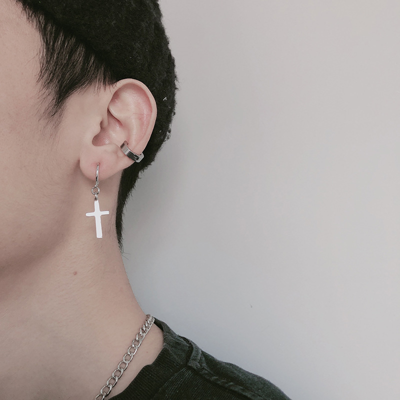 Khuyên tai mặt thánh giá không xỏ lỗ thời trang phong cách hàn quốc cho nam 23560