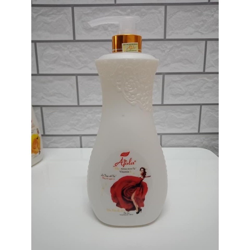 Sữa tắm Ajola Chai to 1200ml ( giá bìa 120k)